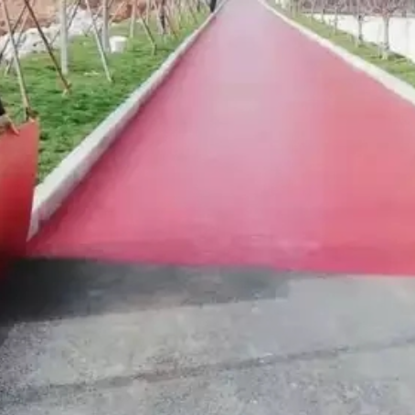 贺州​ 彩色路面喷涂翻新是一种低成本
